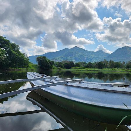 Samabe Lake Dambulla Kültér fotó